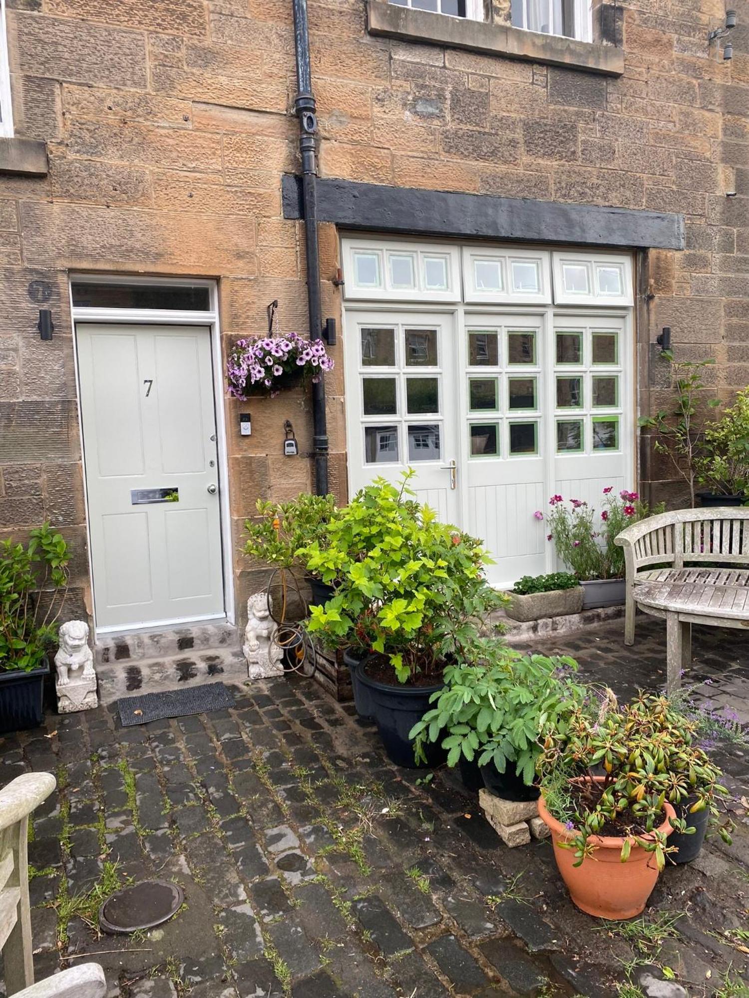 7A The Mews - Cottage In The City EDI Buitenkant foto
